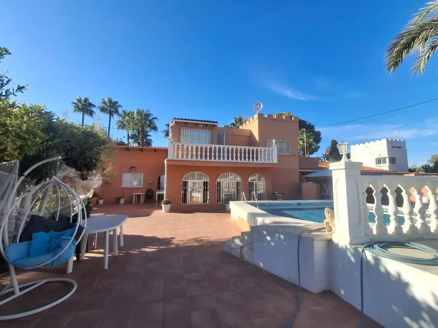 Xalet amb piscina en venda a Rincón de Loix