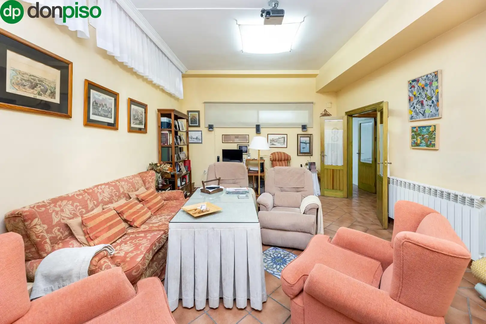 Living room of Detached homes for sale in Granada  with Air Conditioner, Heating and Private garden