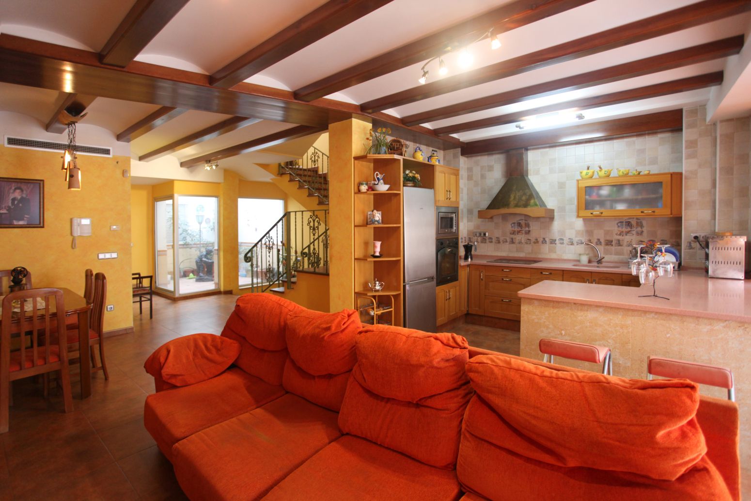 Sala d'estar de Casa o xalet en venda en Tavernes de la Valldigna amb Aire condicionat, Terrassa i Balcó