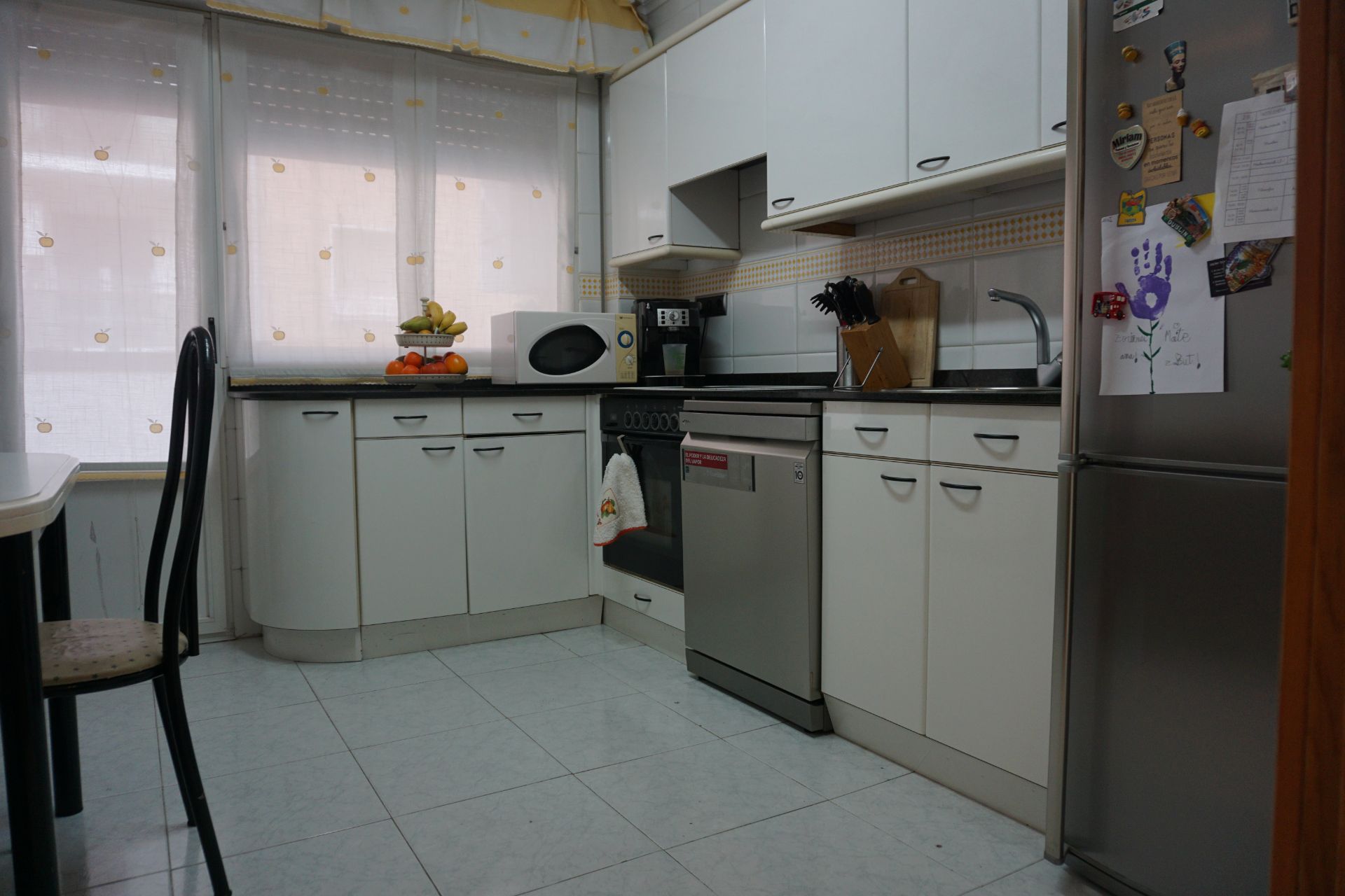 Cuina de Pis en venda en Basauri  amb Calefacció, Moblat i Balcó