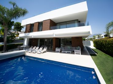 Casa amb piscina de lloguer a DOS HERMANAS II 12