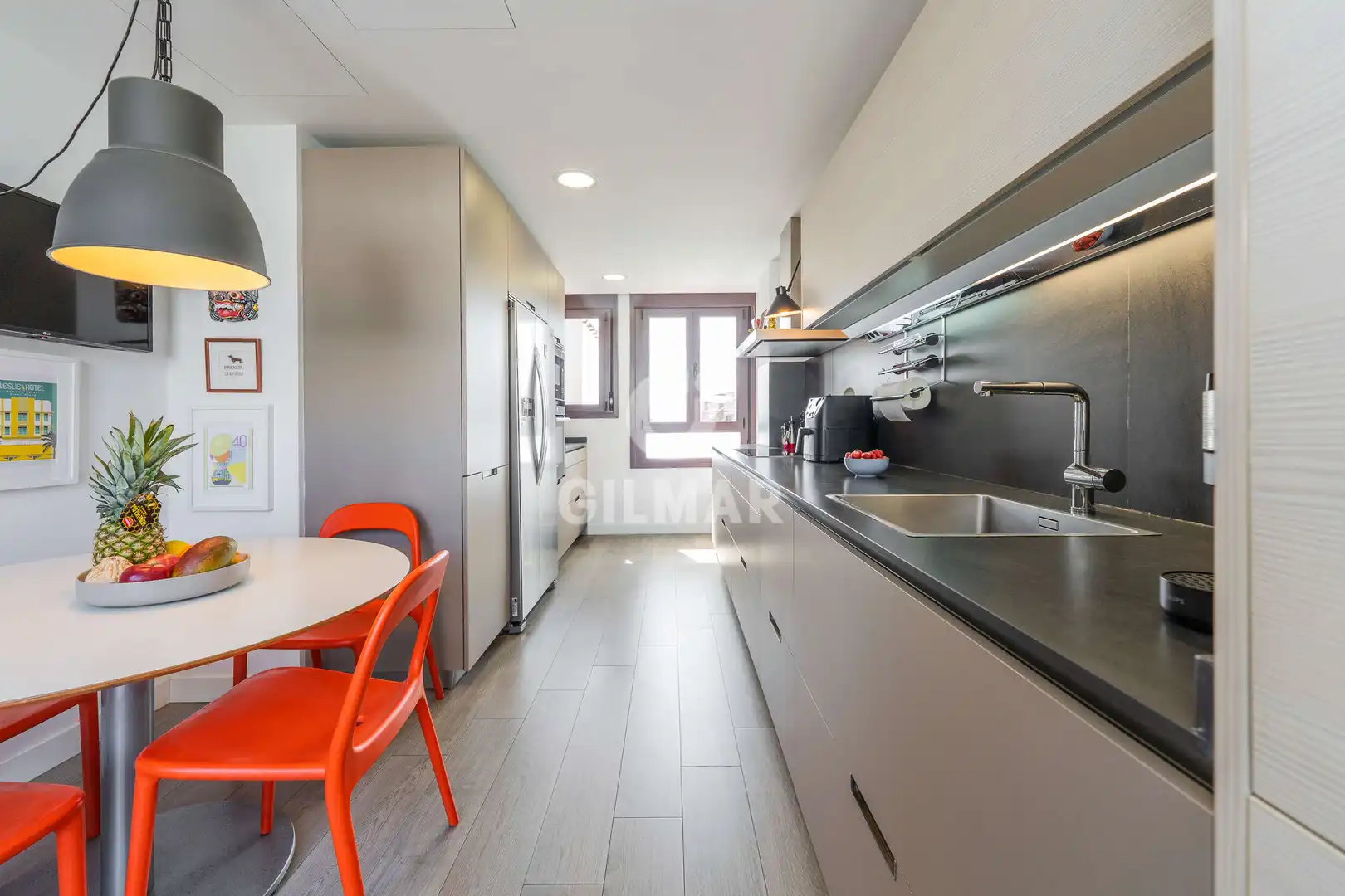 Kitchen of Duplexes for sale in Madrid  with Heating, Private garden and Storage room