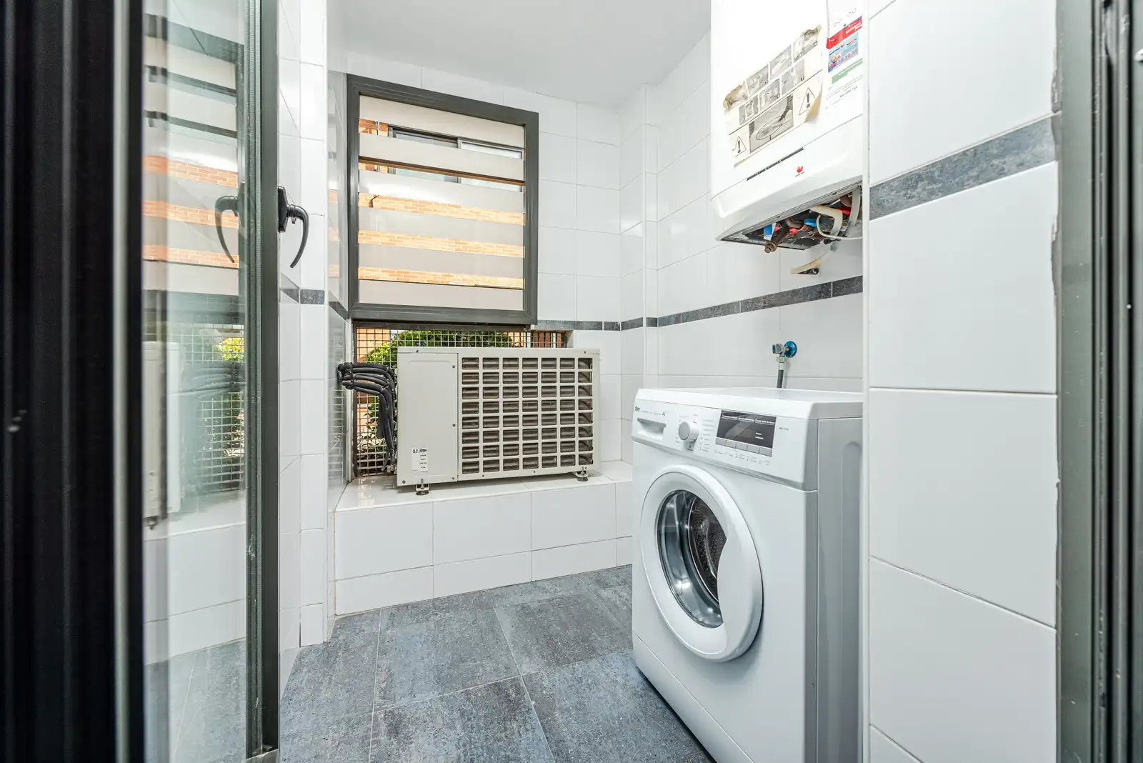 Bathroom of Flat for sale in Torrelodones  with Storage room