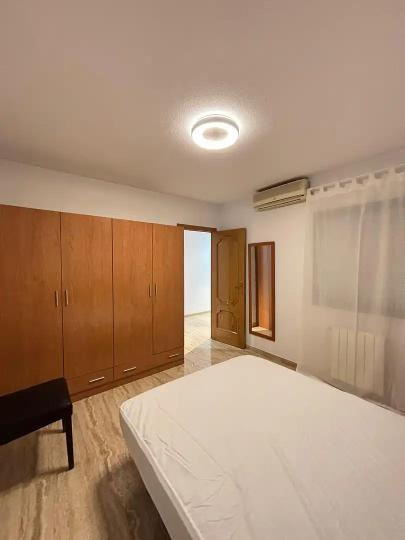 Schlafzimmer von Wohnung zur Miete in Valdepeñas