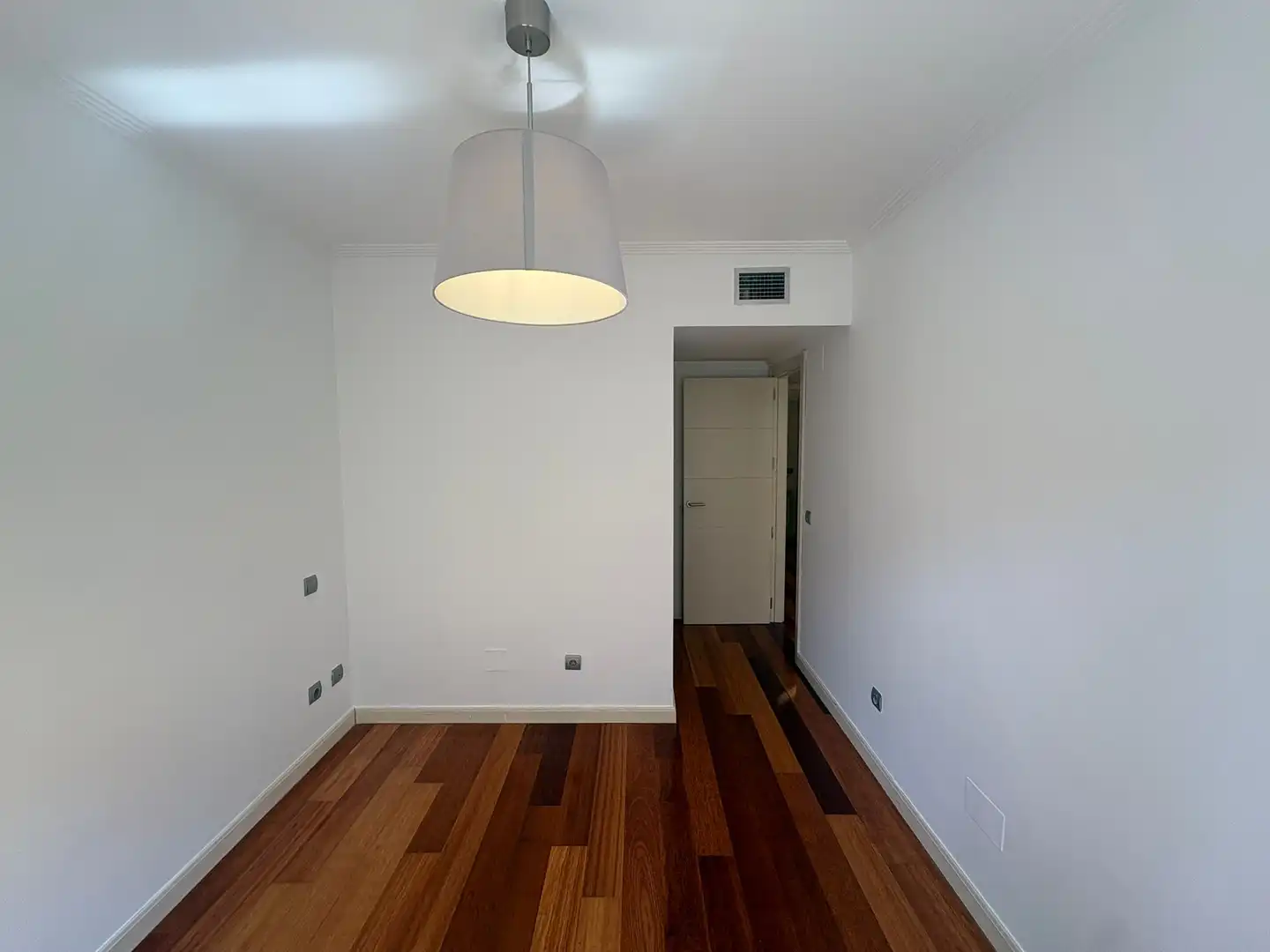 Piso de alquiler en Madrid con Aire acondicionado, Calefacción y Jardín privado