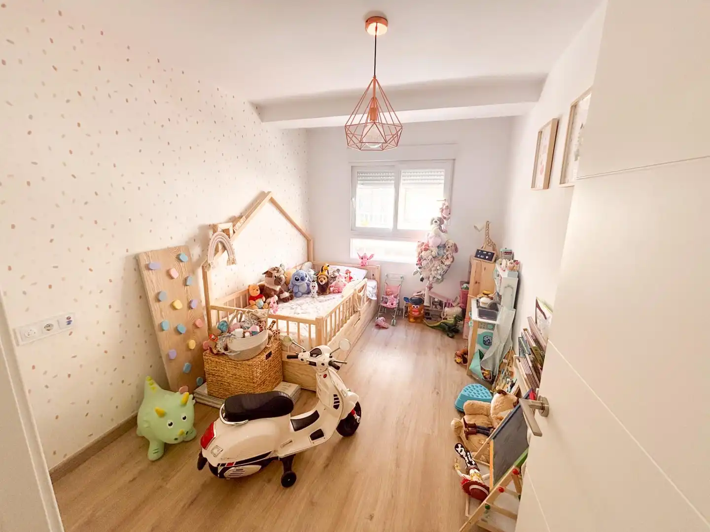 Schlafzimmer von Wohnung zum Verkauf in Torrevieja mit Klimaanlage, Möbliert und Balkon