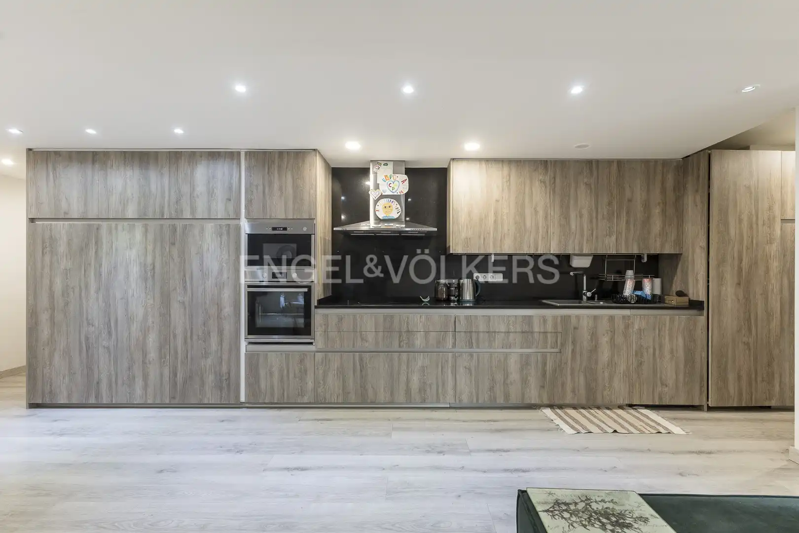 Cocina de Piso en venta en Barcelona con Aire acondicionado, Calefacción y Jardín privado