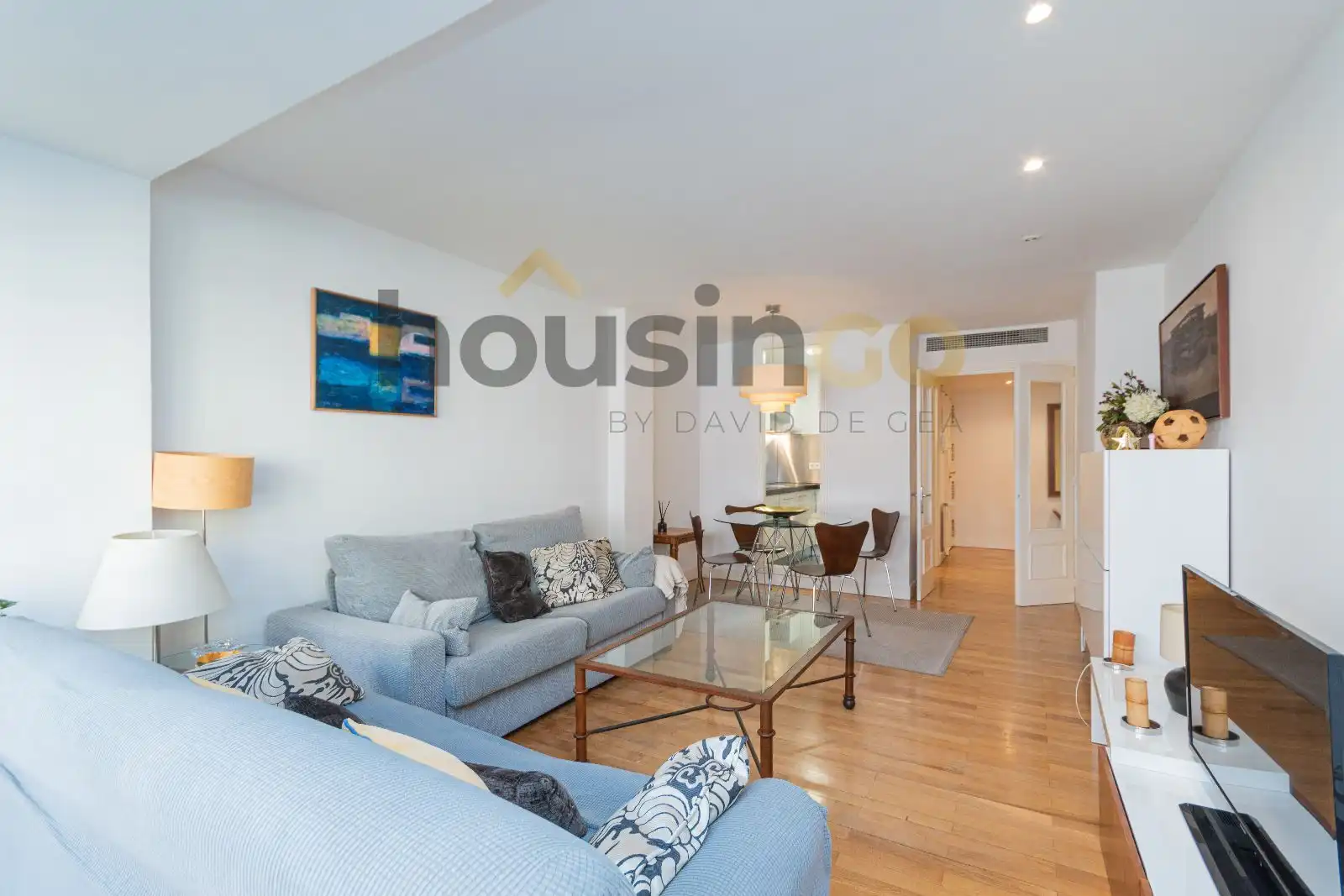 Living room of Flat for rent in Madrid  with Air Conditioner, Heating and Furnished