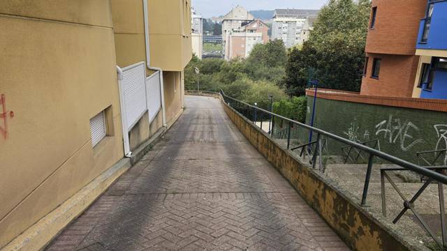 Garaje en Venta en  Andres Pan Vieiro, 26-28 en Acea de Ama - O Burgo