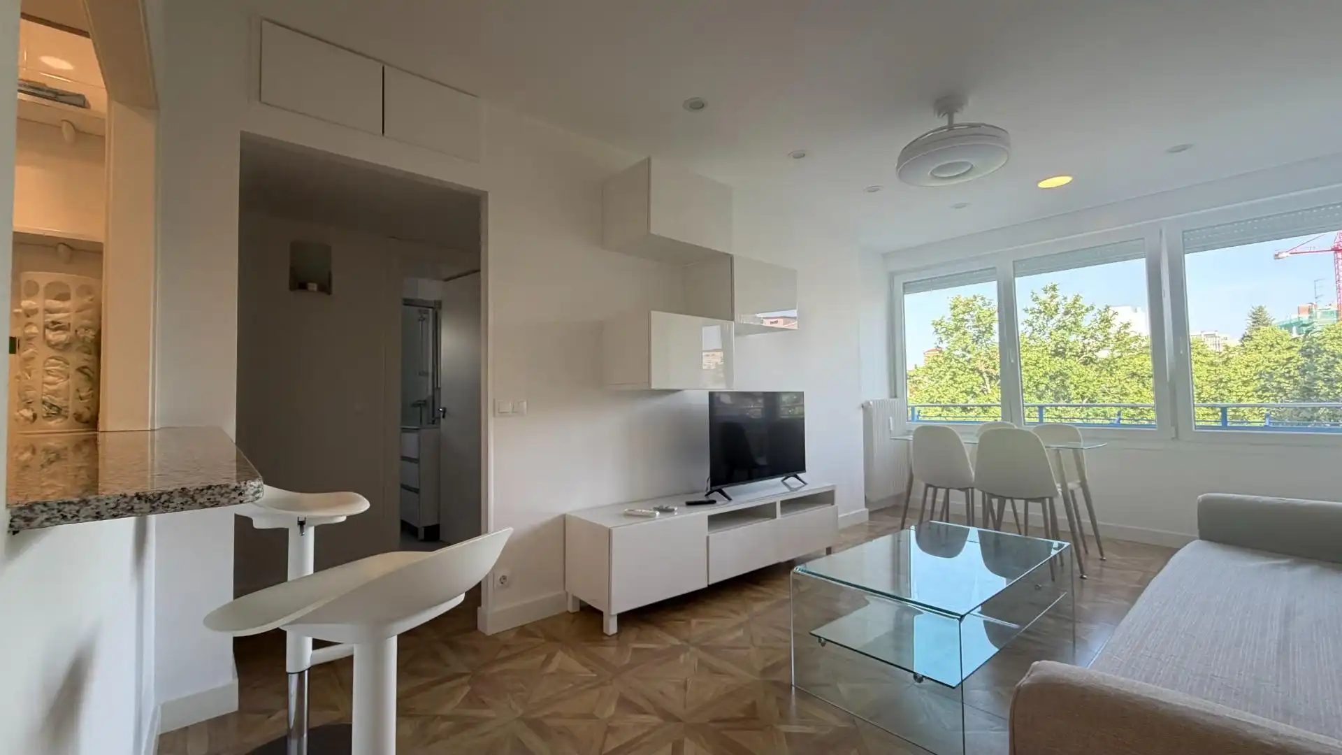 Wohnzimmer von Wohnung zur Miete in Madrid mit Klimaanlage, Heizung und Möbliert