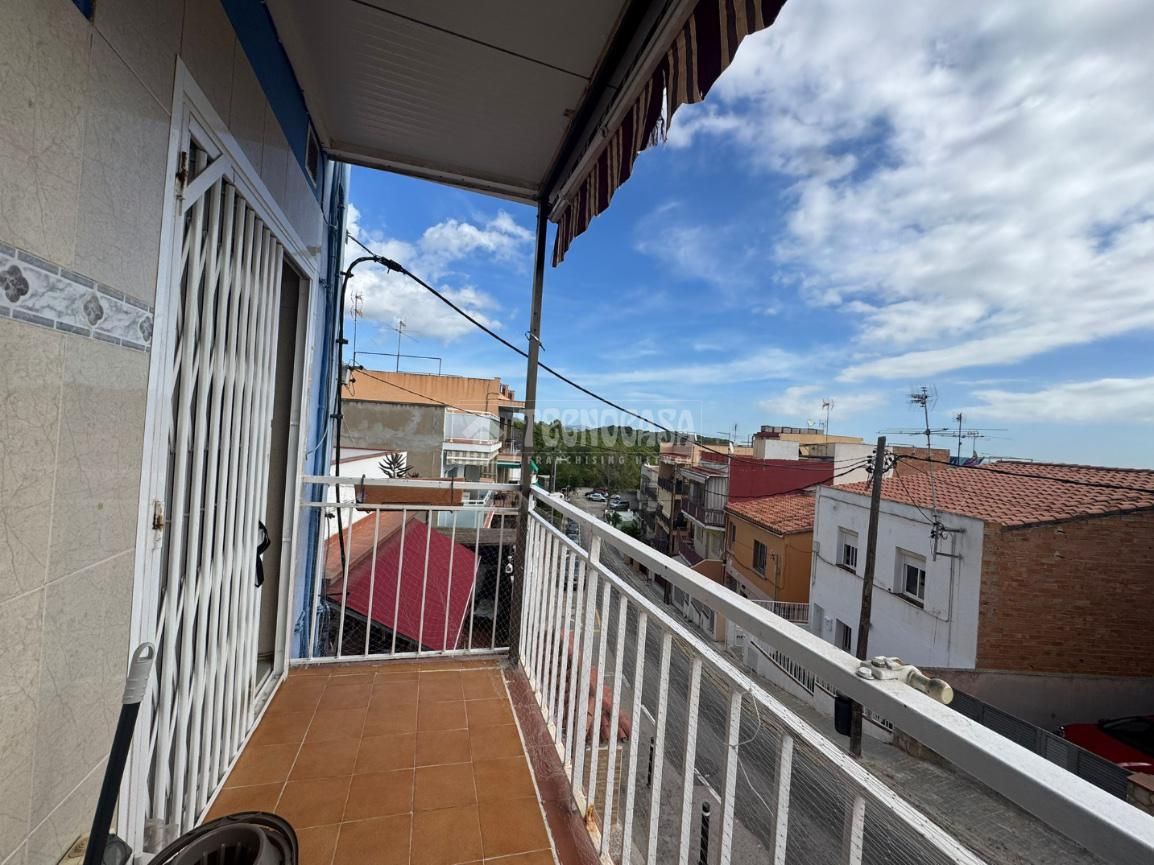 Vista exterior de Pis en venda en Castelldefels