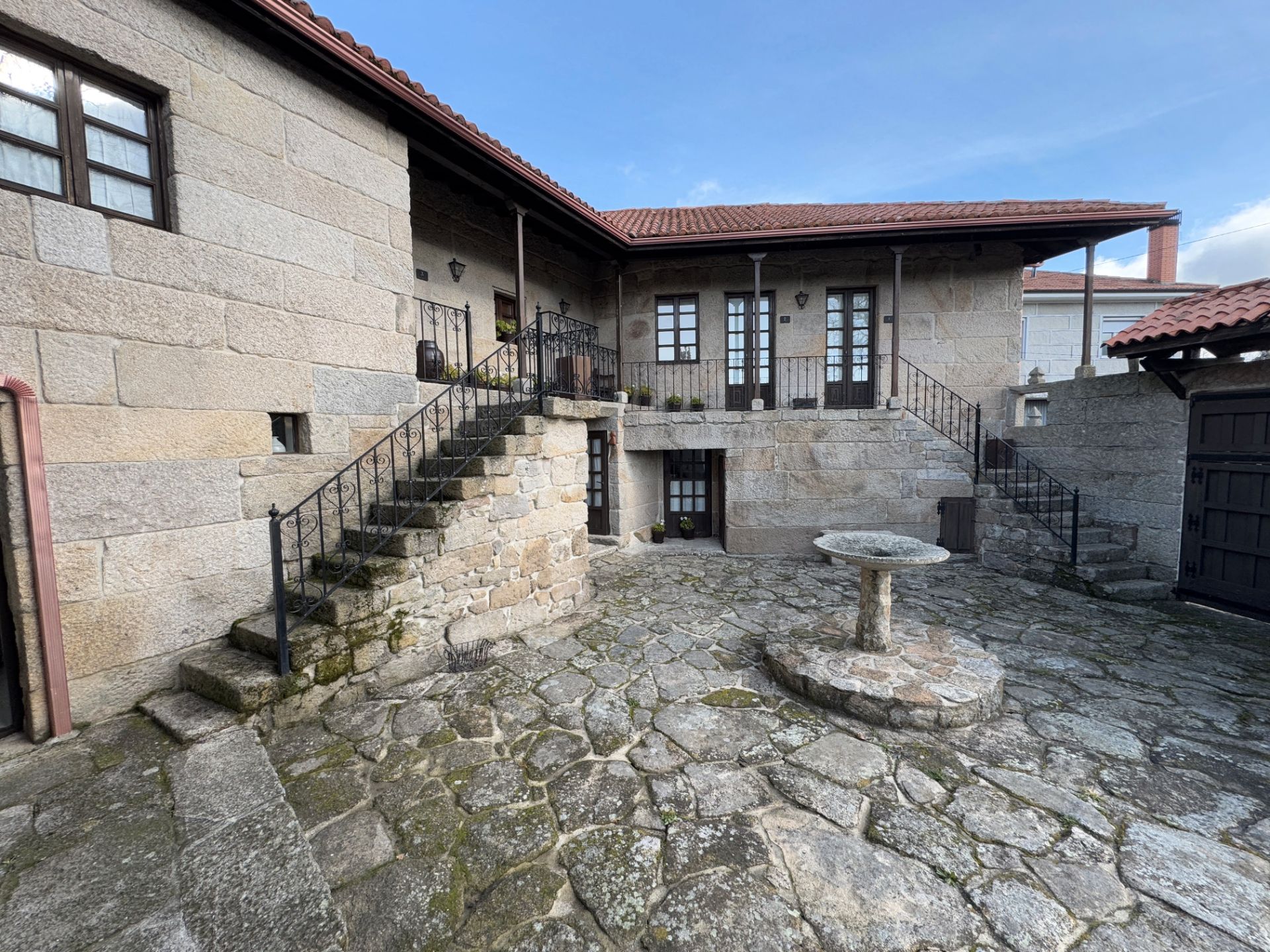 Exterior view of House or chalet for sale in Baltar  with Heating, Private garden and Terrace