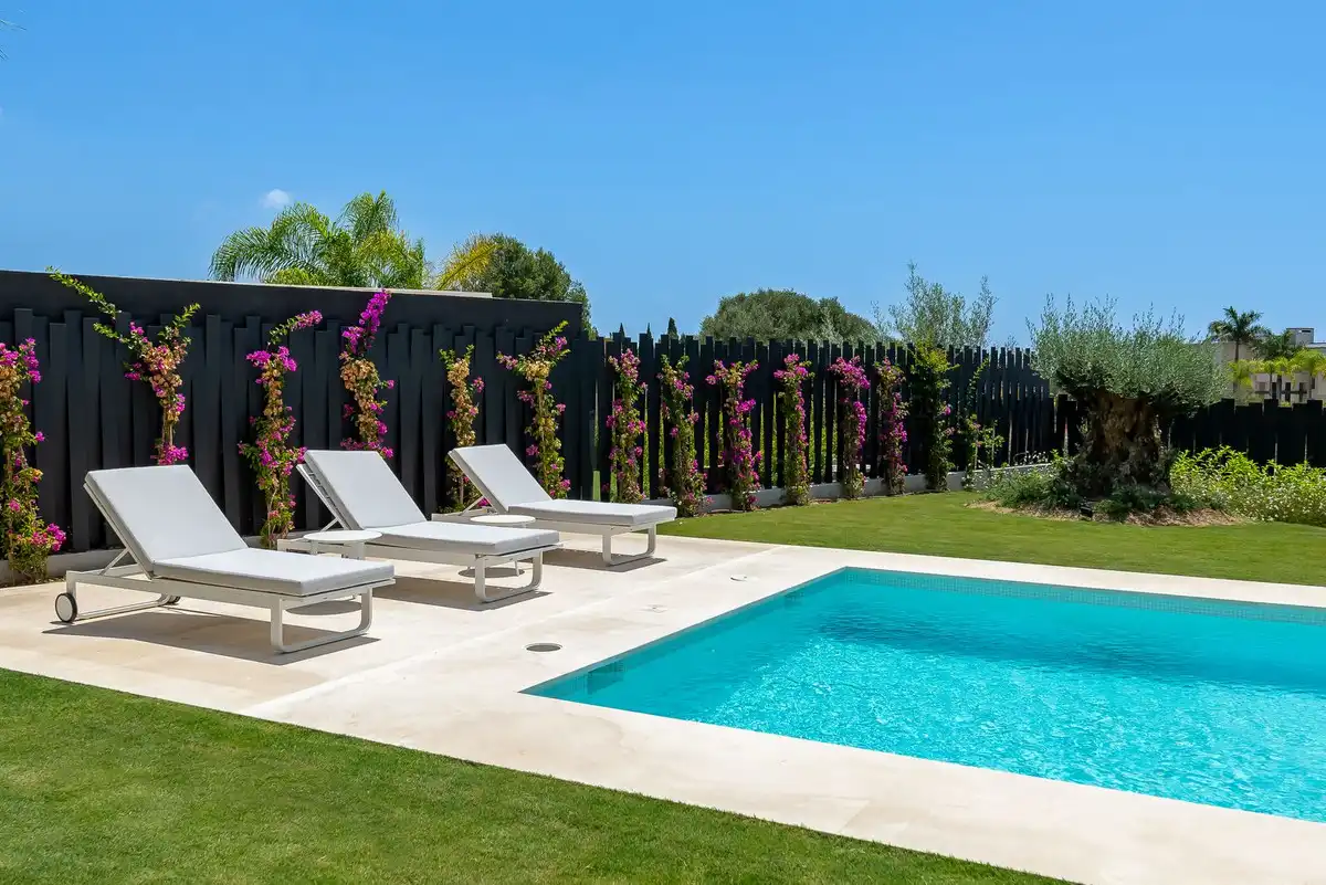 Chalet con piscina en venta en Milla de Oro, imagen 21
