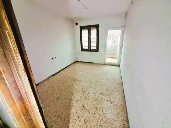 Casa adosada en venta en Maials con Trastero y Alarma