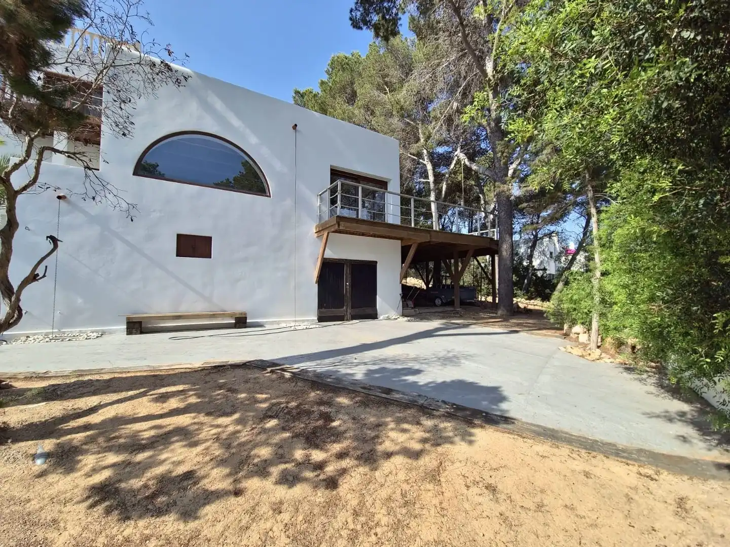 Vista exterior de Casa o xalet en venda en Santa Eulària des Riu amb Aire condicionat, Calefacció i Jardí privat