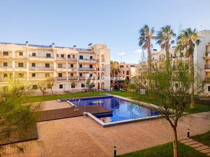 Piscina de Apartament en venda en Mont-roig del Camp amb Aire condicionat, Calefacció i Jardí privat