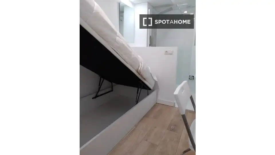 Room in La Constitución - Canaleta