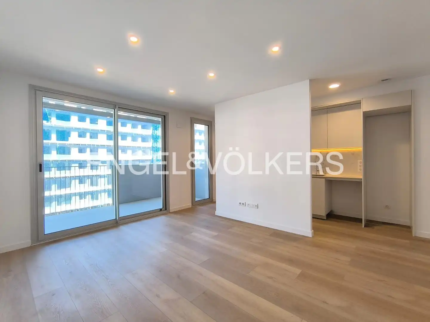Living room of Flat for rent in Barcelona  with Air Conditioner, Heating and Terrace