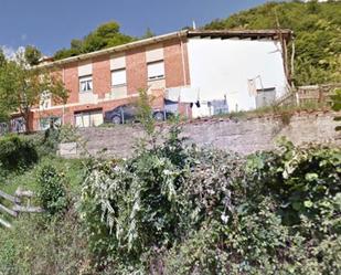Vista exterior de Casa o xalet en venda en Laviana amb Terrassa i Piscina