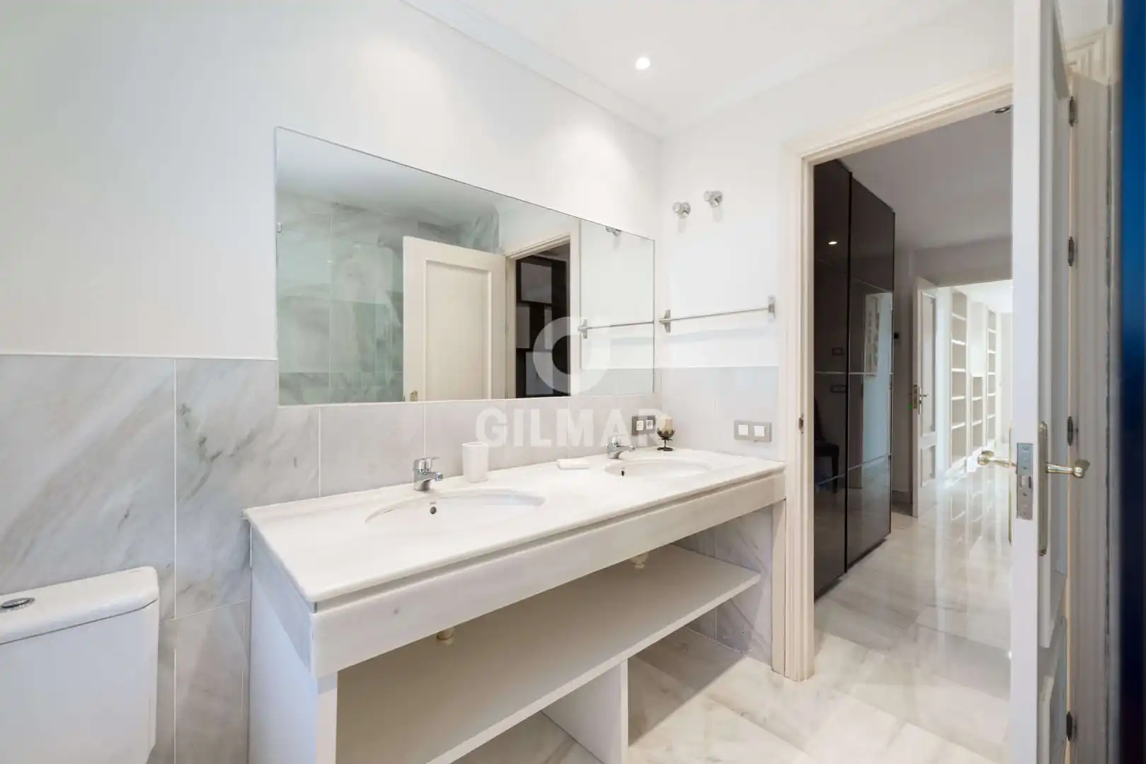 Baño de Casa o chalet en venta en Estepona con Calefacción, Jardín privado y Piscina