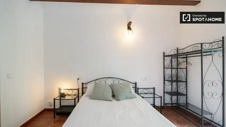 Appartamento con terrazza in affitto a Extramurs, imagen 19