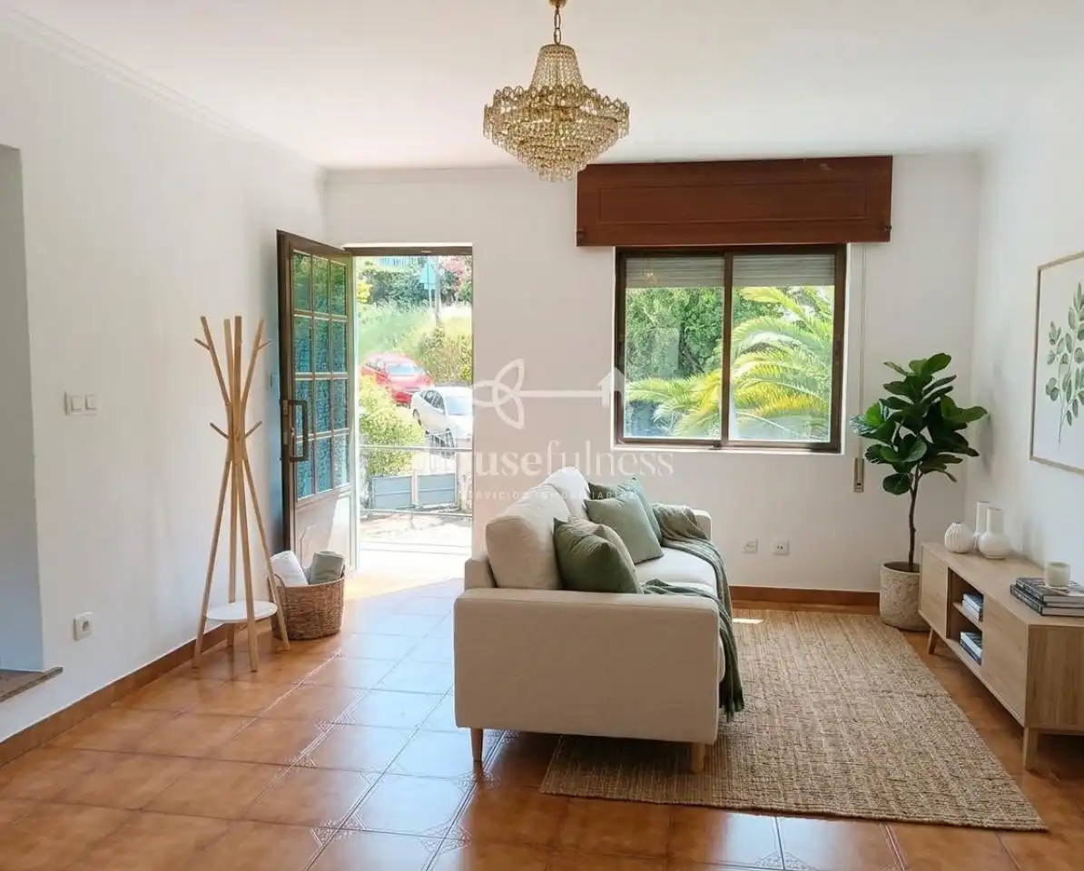 Sala d'estar de Casa o xalet en venda en Cedeira amb Jardí privat