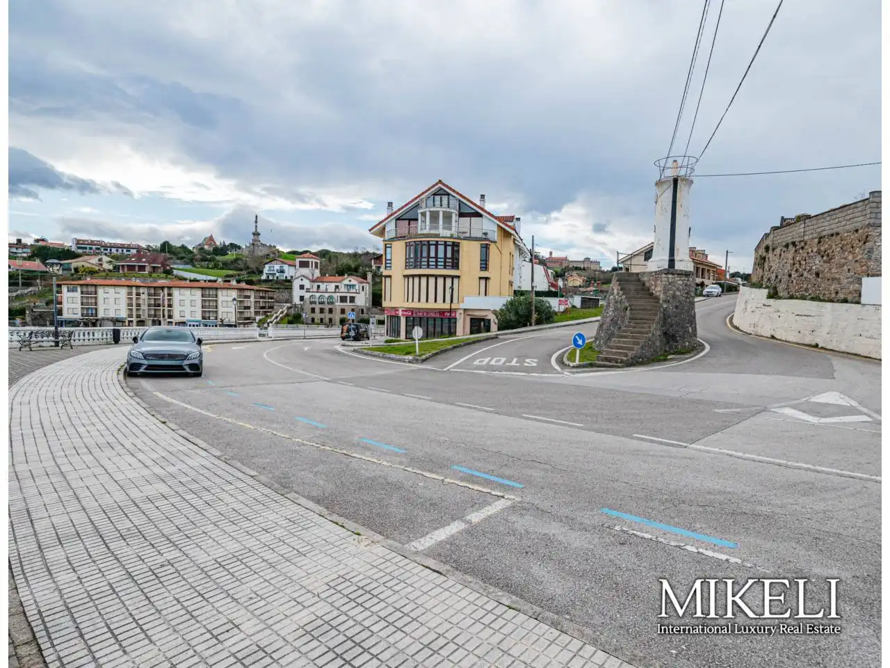 Commercial properties for sale in Paseo MUELLE, Comillas (Cantabria)