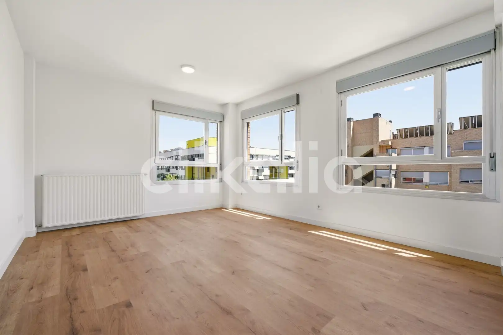 Sala de estar de Piso de alquiler en Madrid con Calefacción, Trastero y Piscina