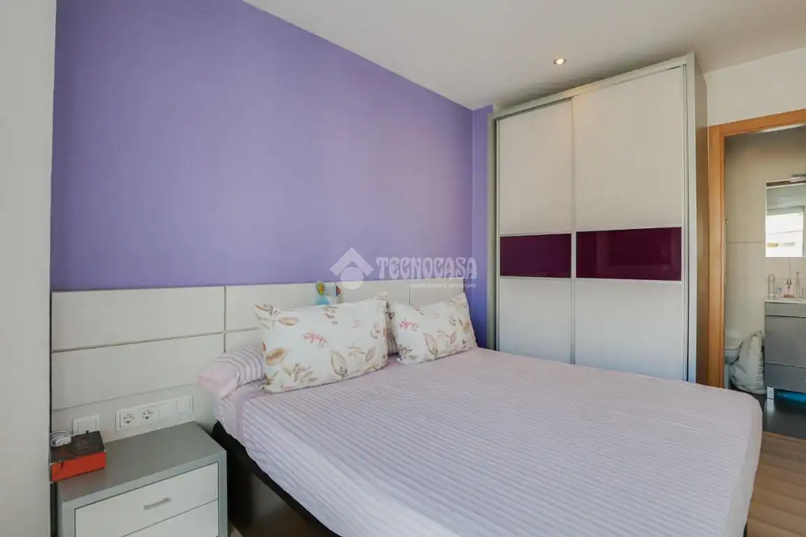 Schlafzimmer von Wohnung zum Verkauf in Montcada i Reixac mit Heizung, Abstellraum und Balkon