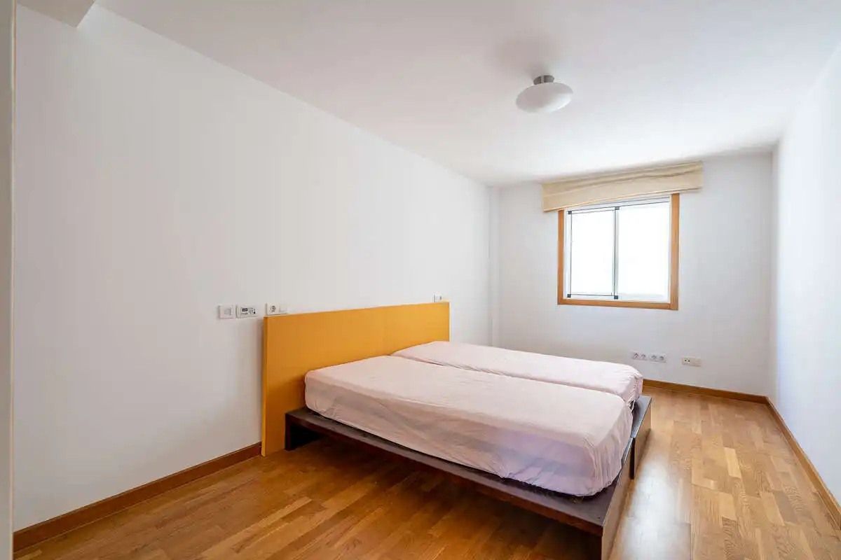 Bedroom of Flat for sale in Arrecife  with Air Conditioner and Terrace