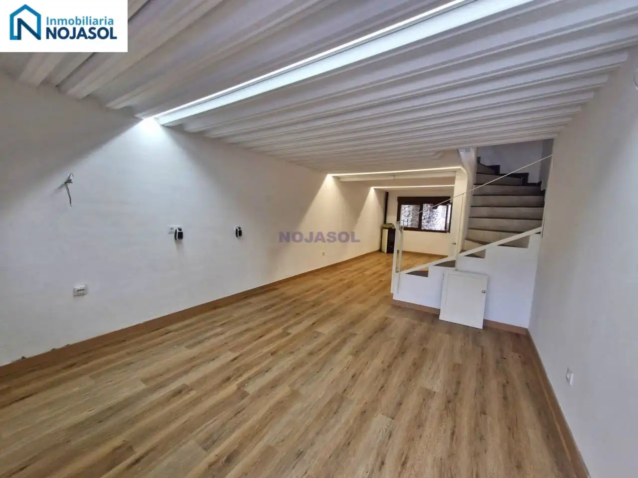 Casa adosada en venda en Ramales de la Victoria amb Calefacció i Terrassa