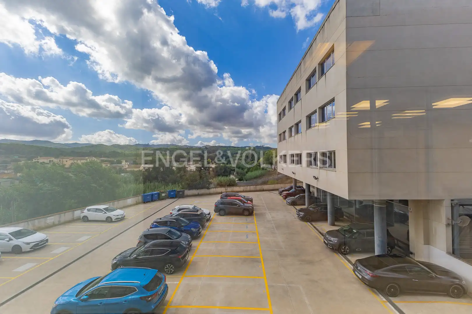 Parking de Oficina de alquiler en Sant Cugat del Vallès