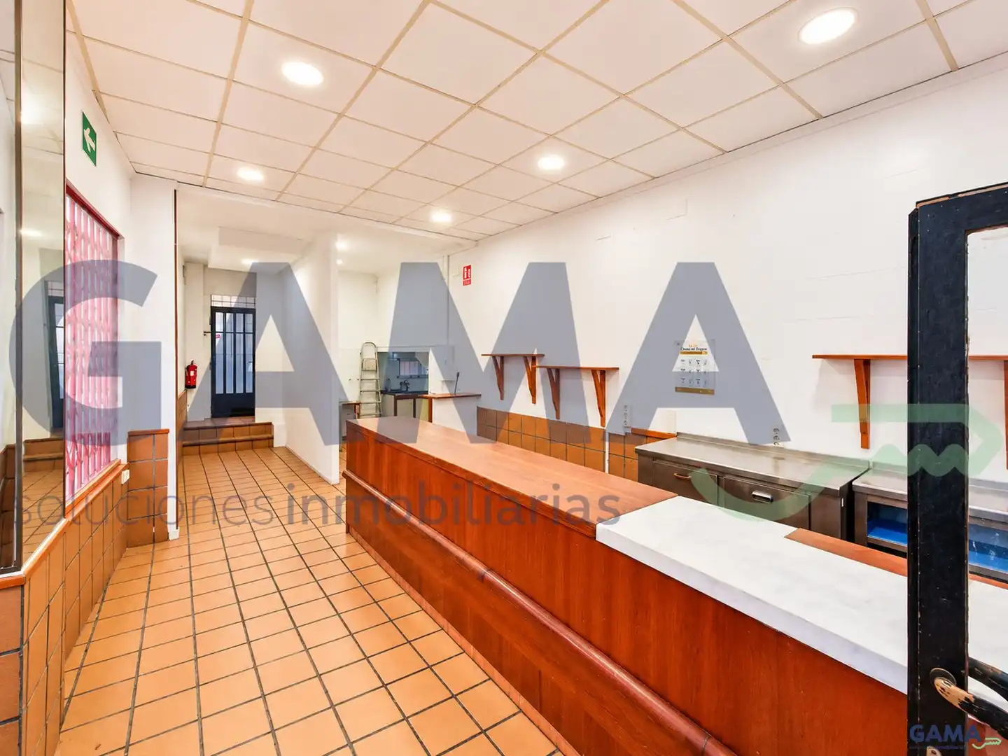 Local commercial à vendre à Casc Urbà, imagen 4