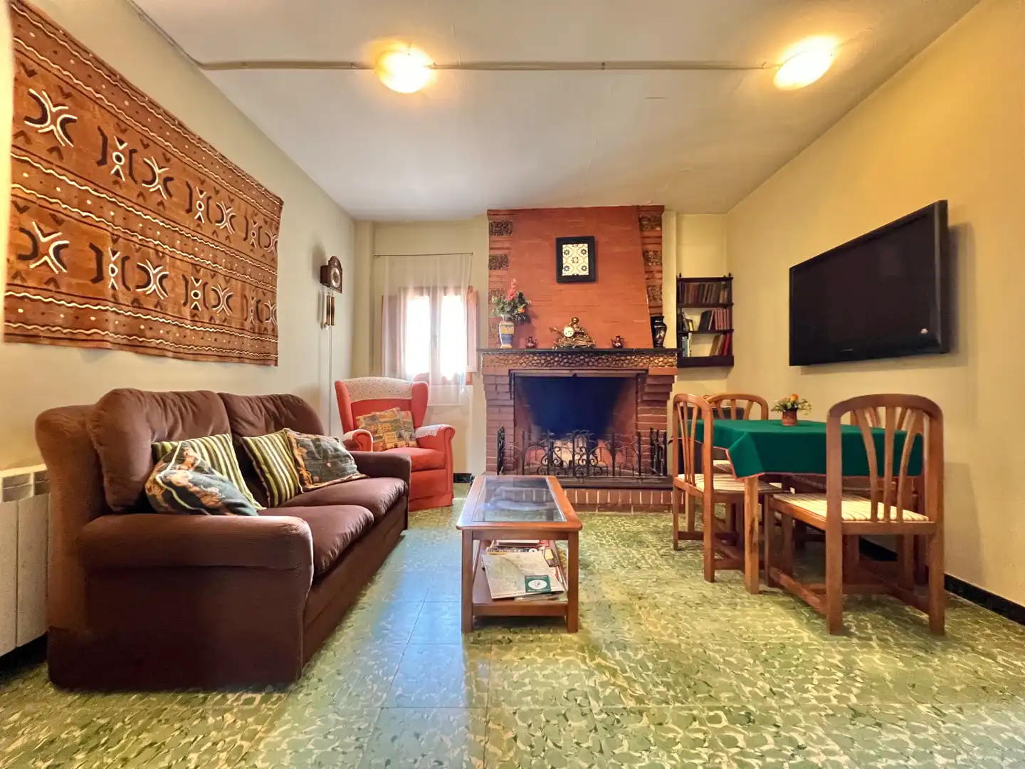 Sala d'estar de Finca rústica en venda en Cornudella de Montsant amb Calefacció, Jardí privat i Terrassa
