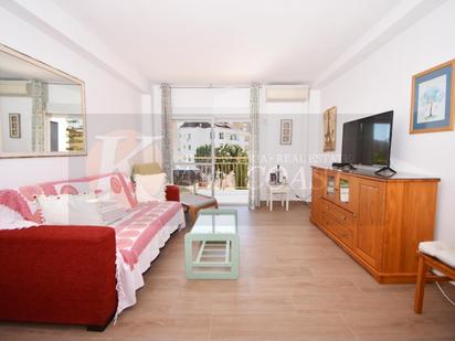 Living room of Flat for sale in Fuengirola  with Air Conditioner and Terrace