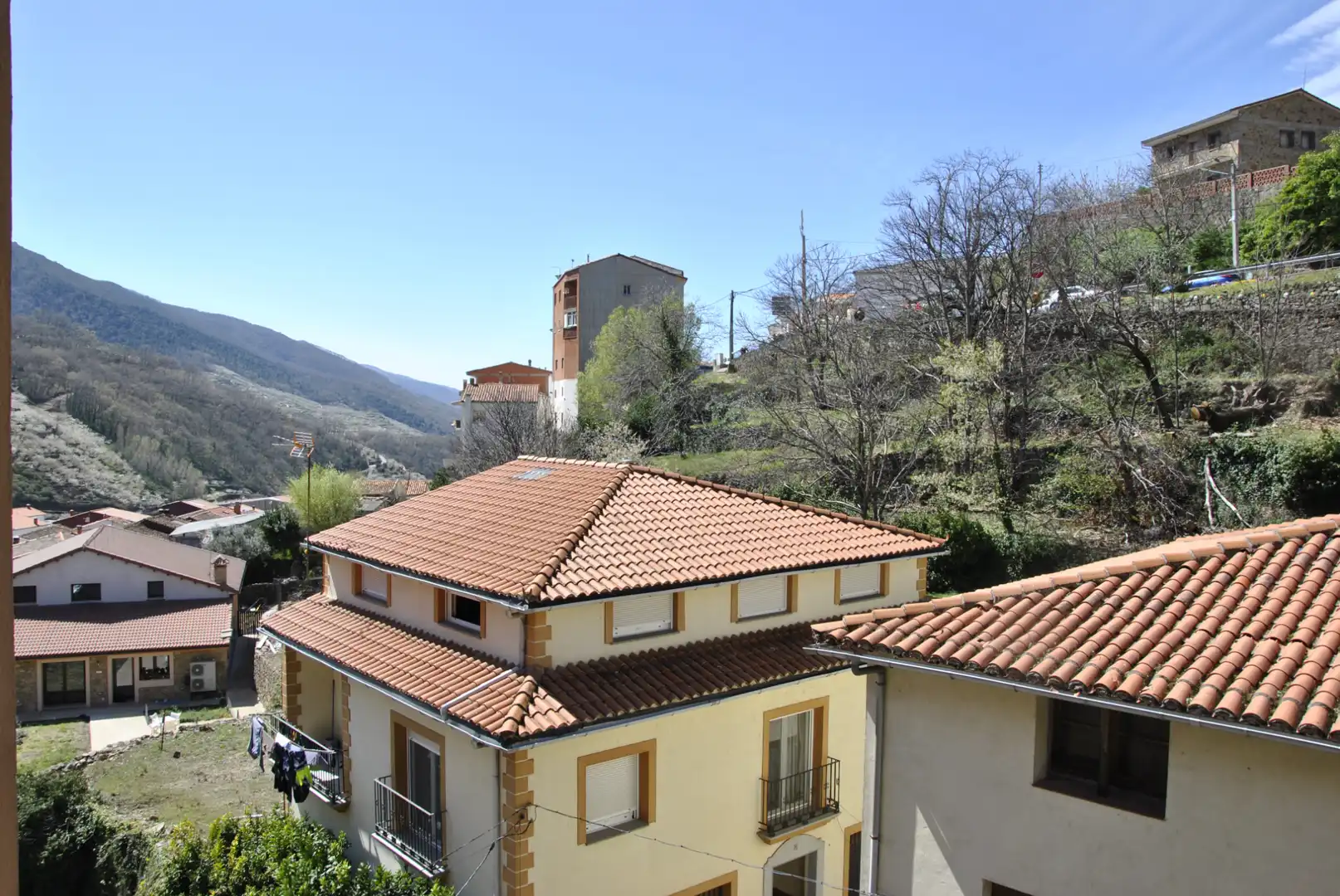 Vista exterior de Pis en venda en Tornavacas amb Aire condicionat, Calefacció i Terrassa