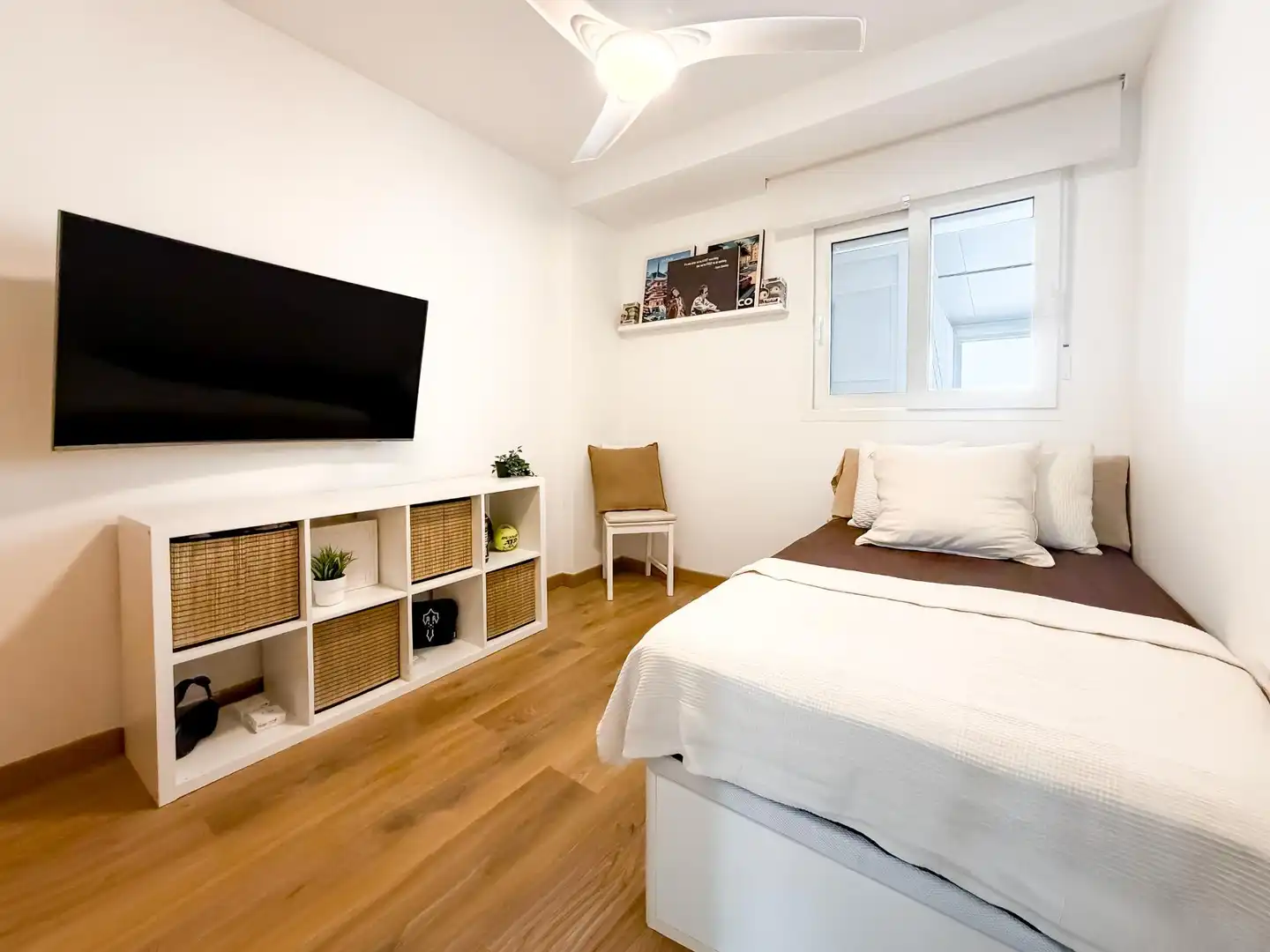 Schlafzimmer von Dachboden zum Verkauf in Museros mit Klimaanlage, Terrasse und Abstellraum