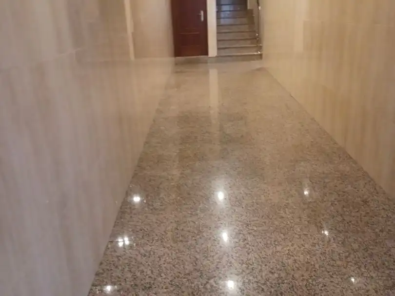 Wohnung zum Verkauf in Valladolid Capital mit Terrasse und Balkon