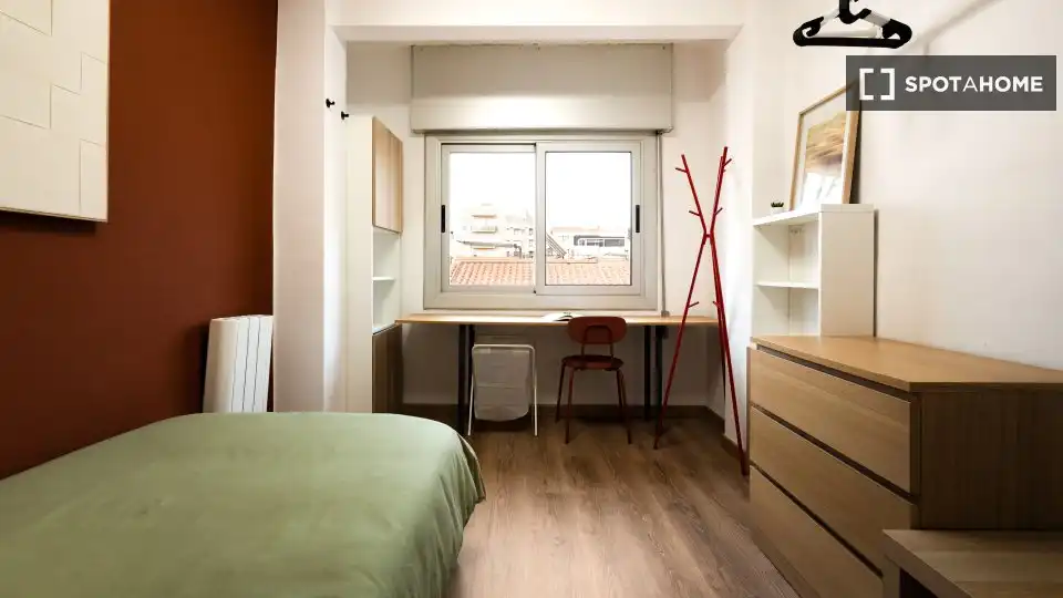 Zimmer in Eixample