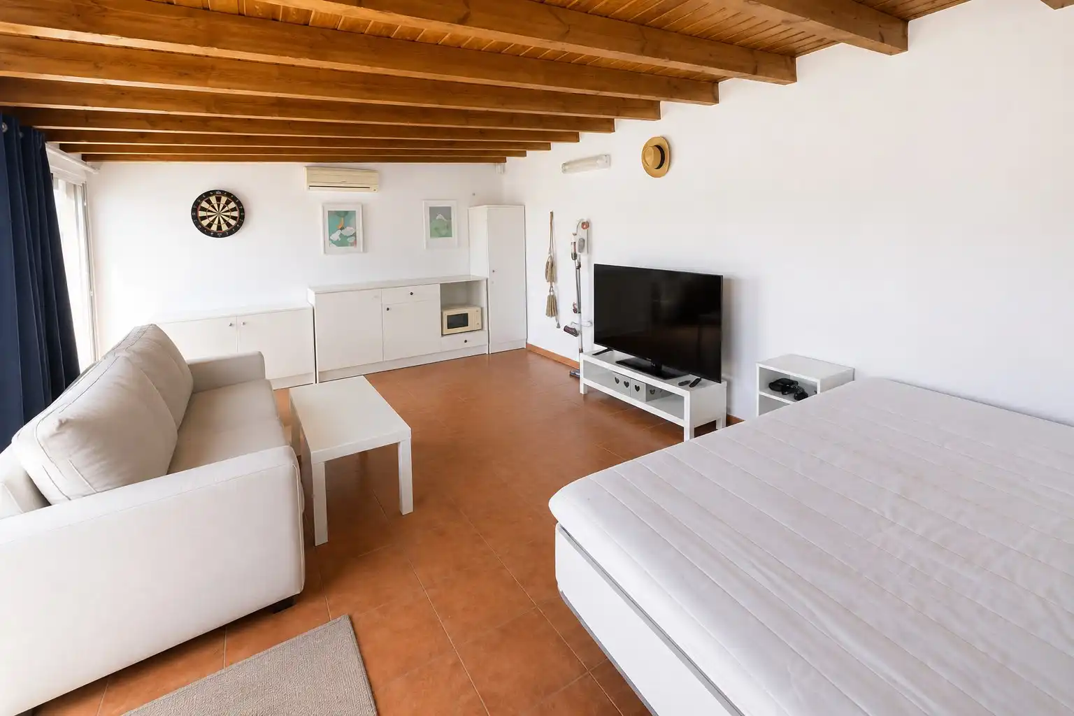 Living room of Flat for sale in Tías  with Terrace, Oven and Washing machine