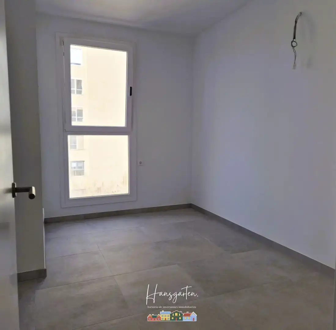Habitación de Piso en venta en Las Palmas de Gran Canaria con Calefacción, Trastero y Piscina comunitaria
