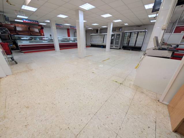 Local comercial en Venta en Calle de Orfebre Cayetano González en La Oliva