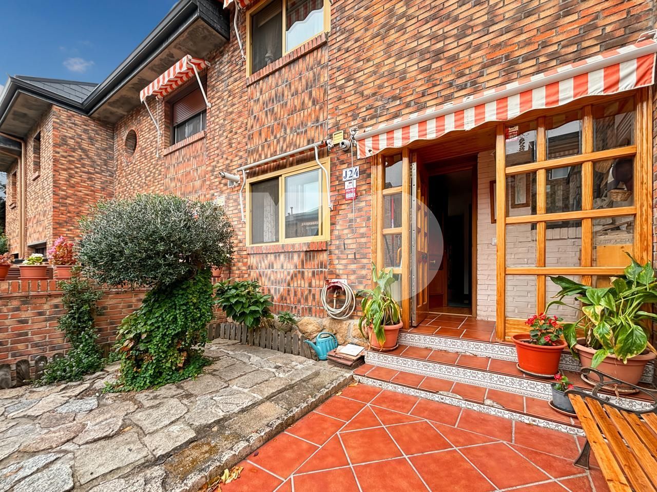 Exterior view of Single-family semi-detached for sale in Galapagar  with Air Conditioner, Heating and Private garden