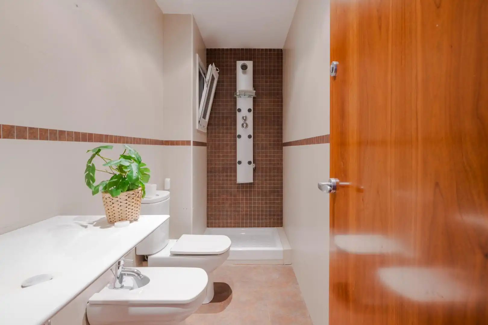 Baño de Piso en venta en Esplugues de Llobregat con Balcón