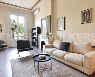 Living room of Apartment to rent in  Barcelona Capital  with Air Conditioner, Heating and Terrace