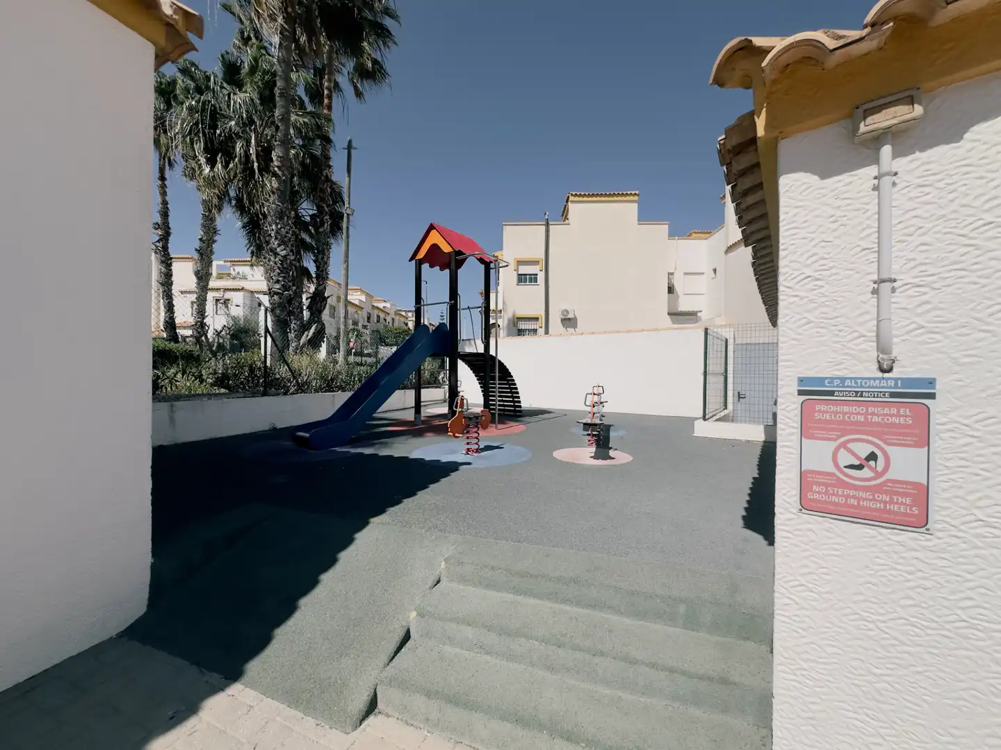 Reihenhaus mit Terrasse zum Verkauf in Avinguda D'Escandinàvia 23, imagen 55