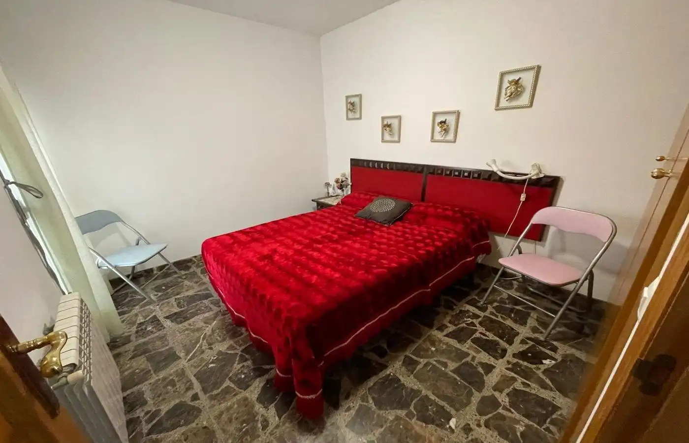 Dormitori de Casa o xalet en venda en Sant Jaume d'Enveja amb Calefacció, Jardí privat i Terrassa