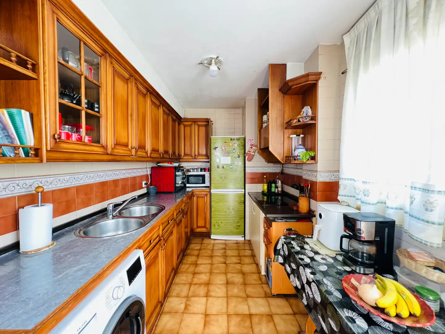 Cocina de Piso en venta en Zaragoza con Calefacción, Terraza y Trastero