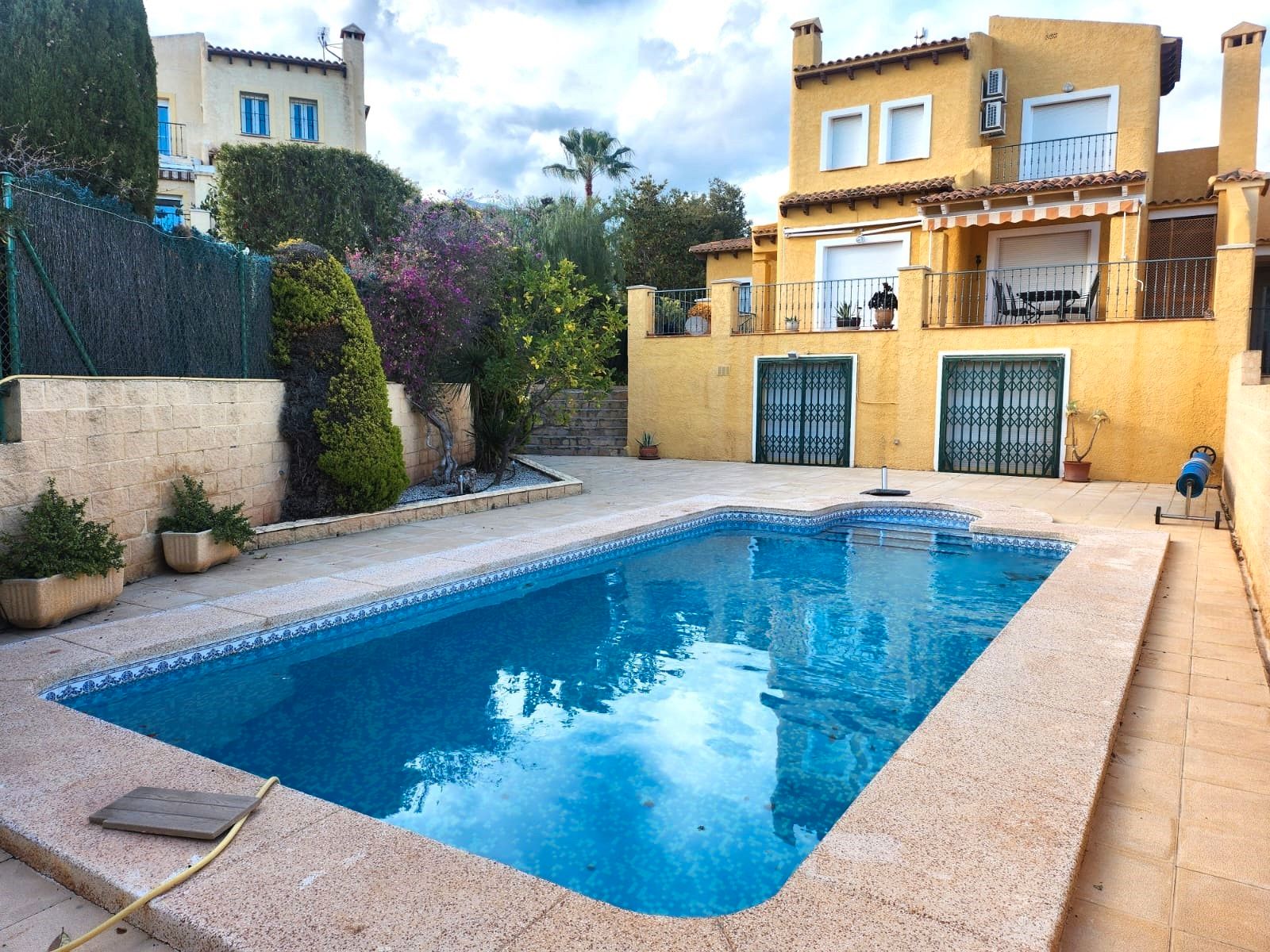 Swimming pool of House or chalet for sale in La Nucia  with Private garden, Terrace and Furnished