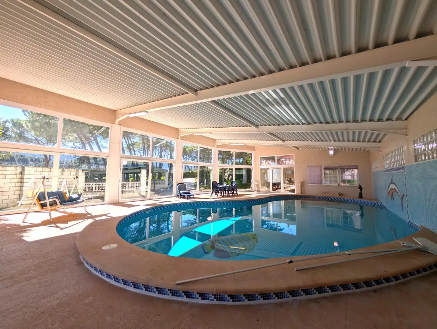 Swimming pool of Houses for sale in Alcoy / Alcoi  with Air Conditioner, Private garden and Parquet flooring